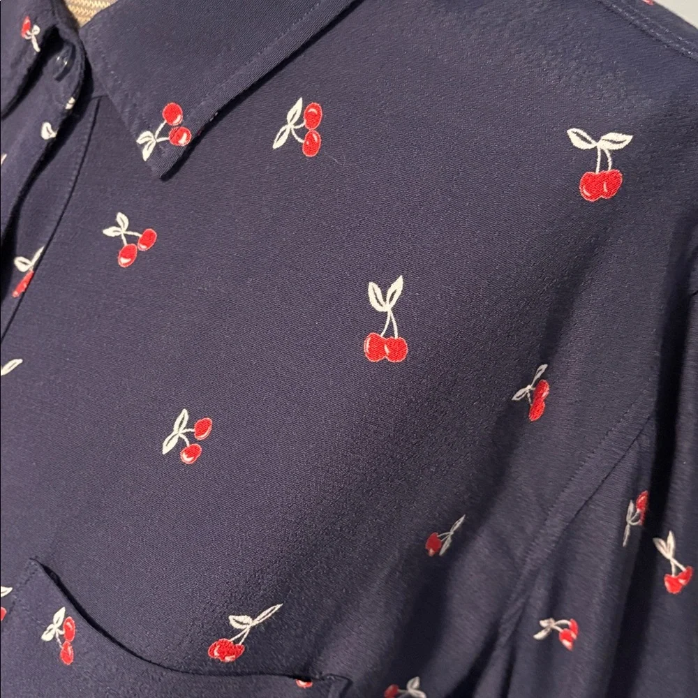 Rails Navy Cherry Design Button-Up Long Sleeve Lightweight Blouse - Picture 5 of 11